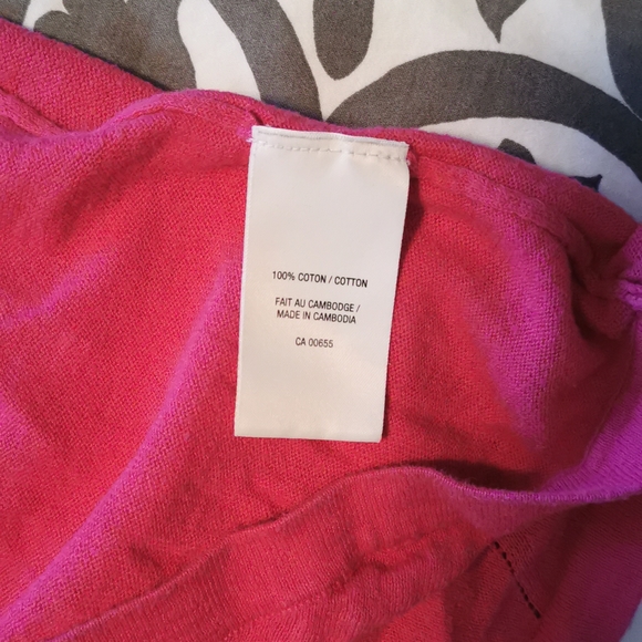 2/$30 top - Picture 4 of 4